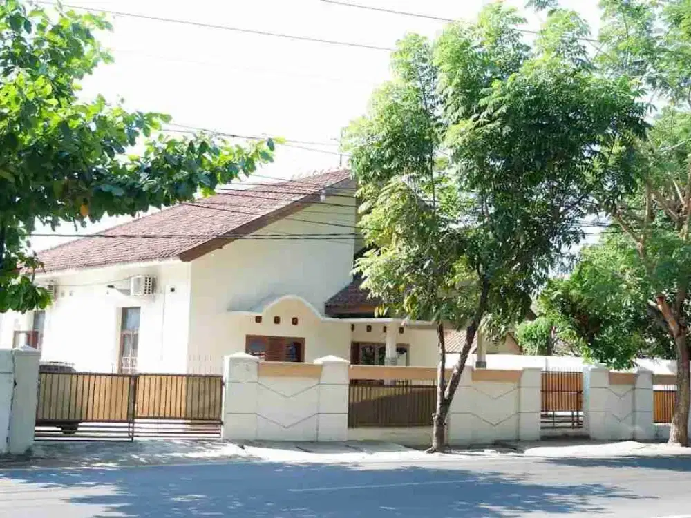 Rumah Lawas Apik di Jl Tentara Pelajar, Lamper Kidul, Semarang dekat Bangjo Cinde