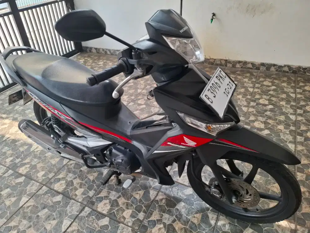 Pajak 10/2027 DKI km43rb, honda supra X 125 R CW DD charger 2021 mulus