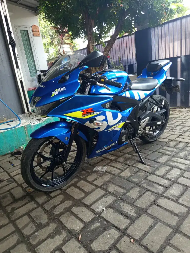 jual motor suzuki gsx R150