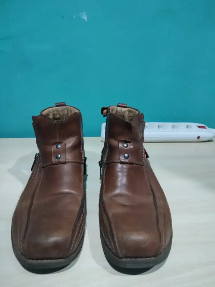 Sepatu Botts Pria