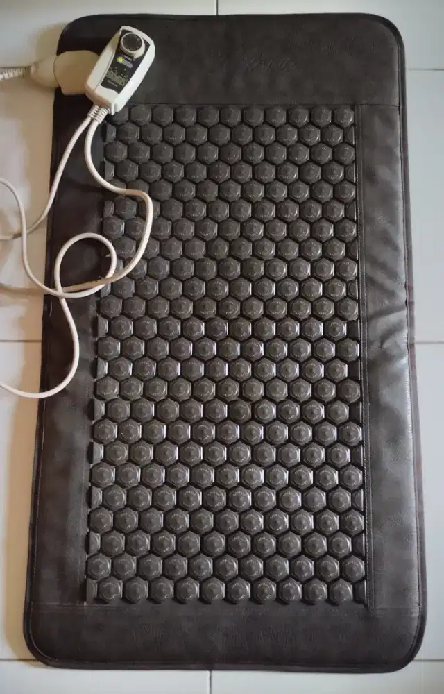 Stone matras therapy