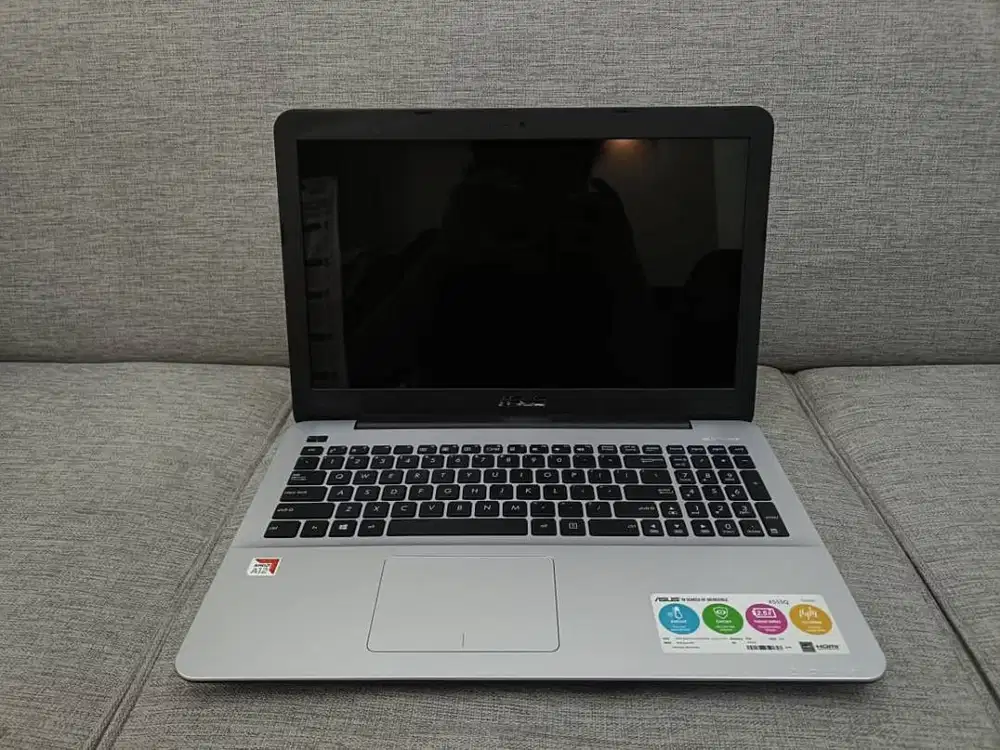 Asus X555Q Processor AMD A12 - 9720P RAM DDR4 8GB SSD SATA 256GB
