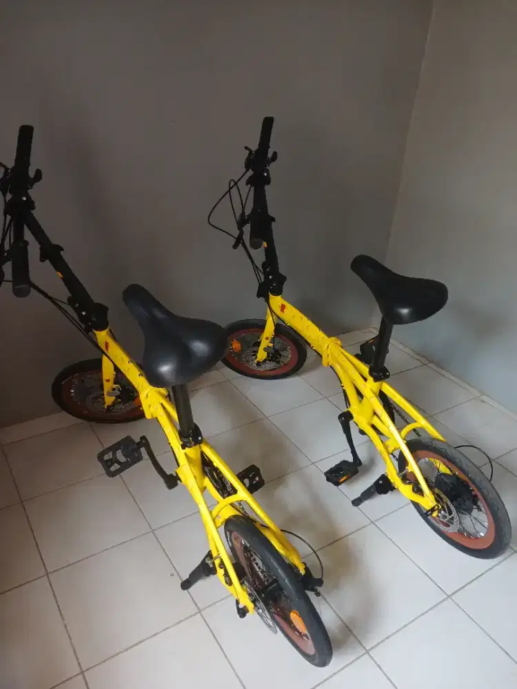 2 unit sepeda lipat 16 inch
