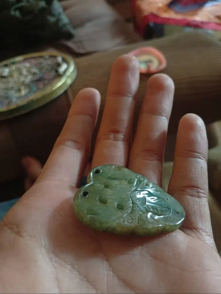 giok Nephrite asli