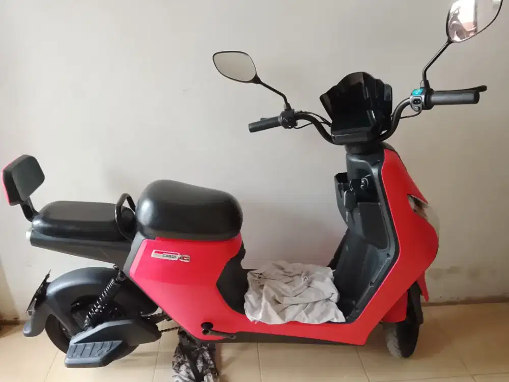 Sepeda listrik uwinfly D60