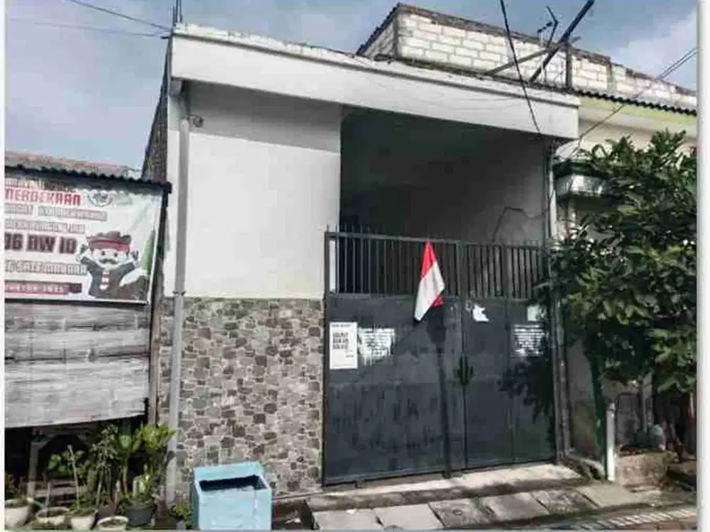 DI JUAL RUMAH 

JLN  : PUTRA BANGSA VII NO 161B
KEL. : MEDOKAN AYU
KEC. : RUNGKUT
KAB  : SURABAYA