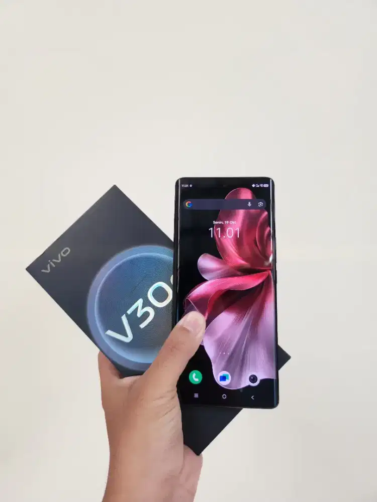 VIVO V30E 5G 8/128