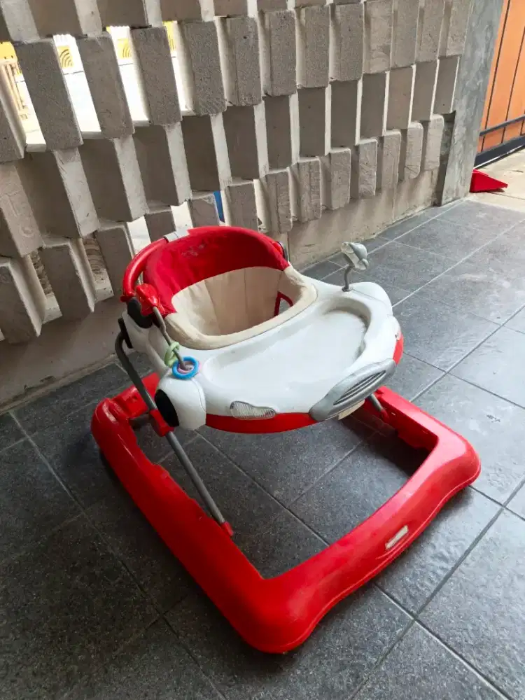 Stroller baby race
