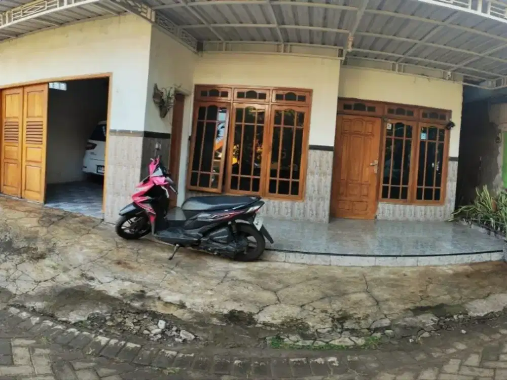 Dijual Rumah Pandaan Tanah Luas 287 m² SHM Harga Terjangkau