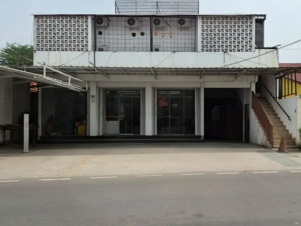 Rumah Berlokasi Strategis di Pinggir Jalan Raya di Pondok Labu - Jakarta Selatan
