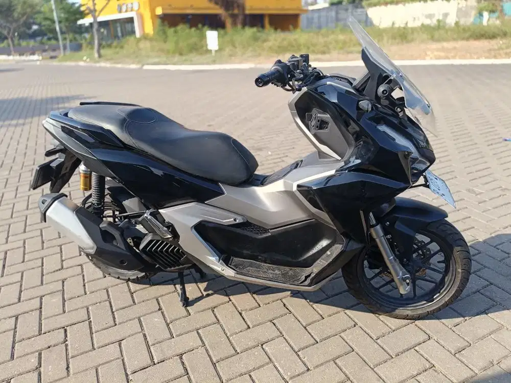 adv 160 2023 gres lengkap remot 2
