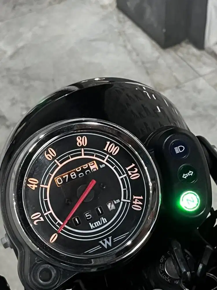 Kawasaki W175 2019 SE Nopol AG Jatim Low KM 3rb Free Part Variasi