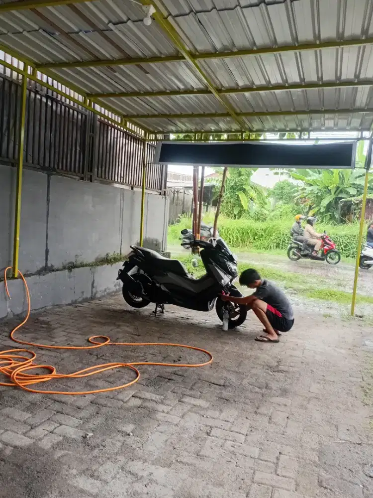 Dicari Tukang Doorsmeer