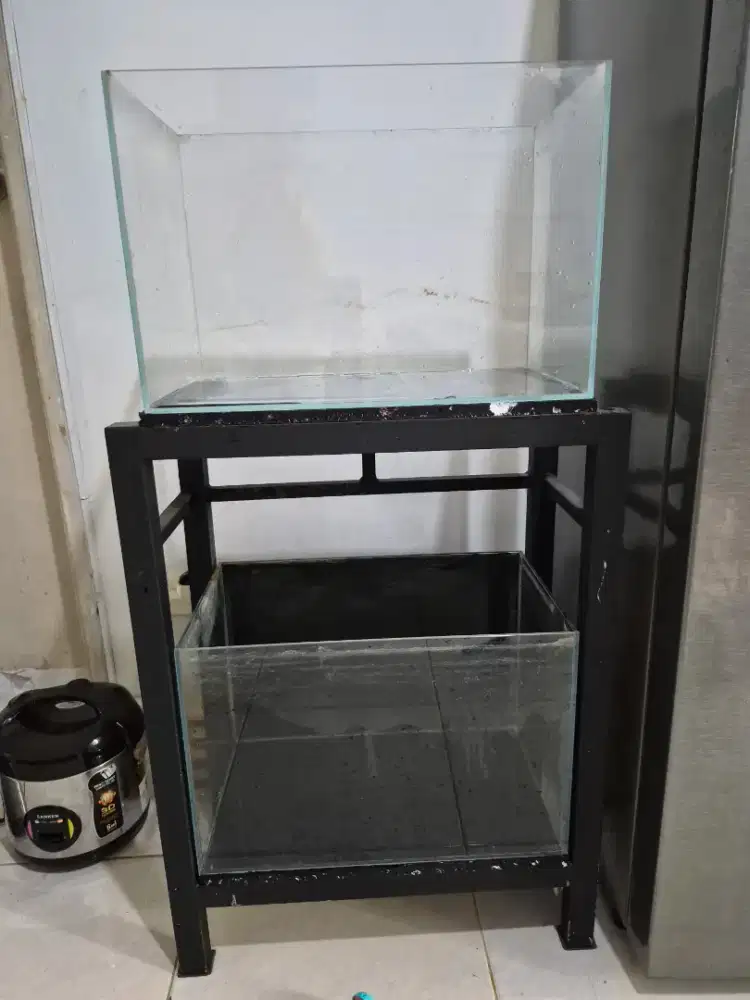 Dijual 2 set aquarium lengkap