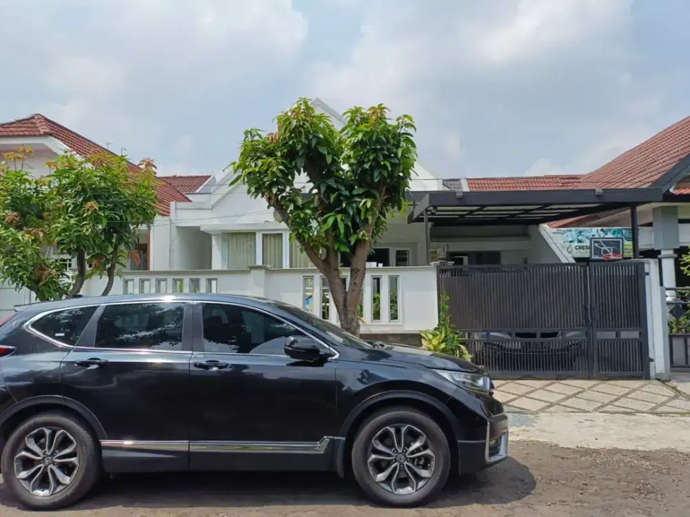 DIJUAL RUMAH SIAP HUNI LINGKUNGAN STRATEGIS DEKET MALL SUMMARECON SERPONG