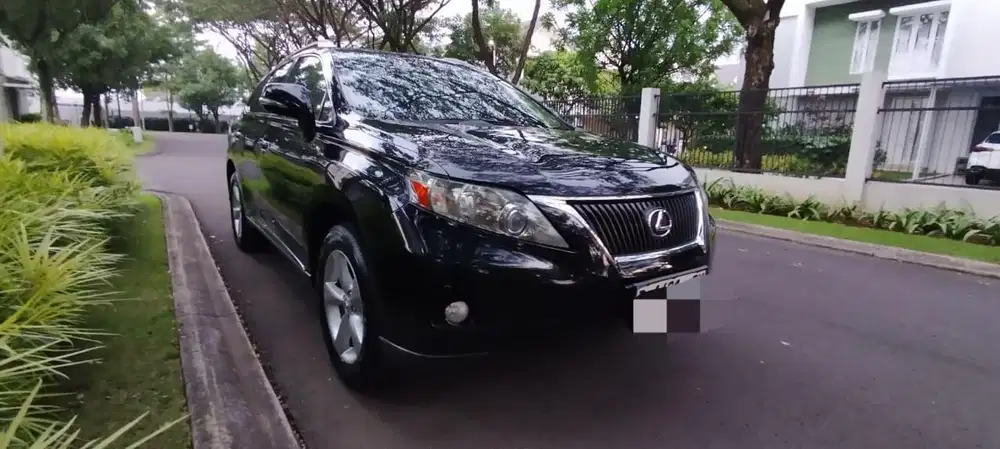 Lexus RX270 th 2011 ( D)tangan 1