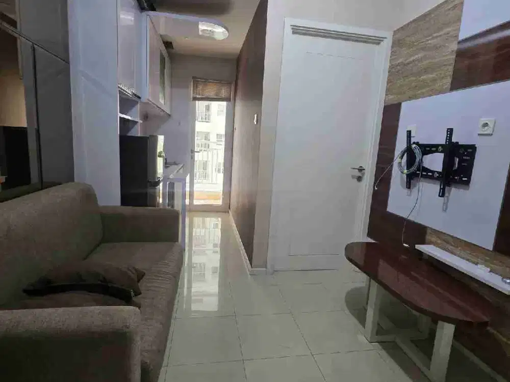 Disewakan Apartemen Parahyangan Residence Type 1 BR Lantai 5 Furnish