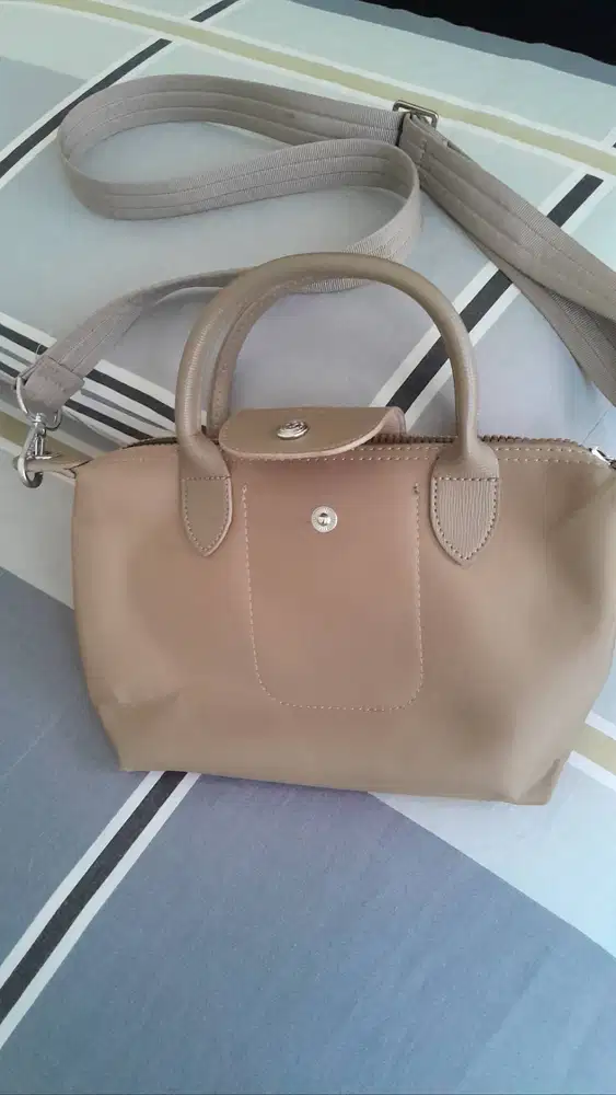 Jual tas lpreloved longchamp, LV, Gucci