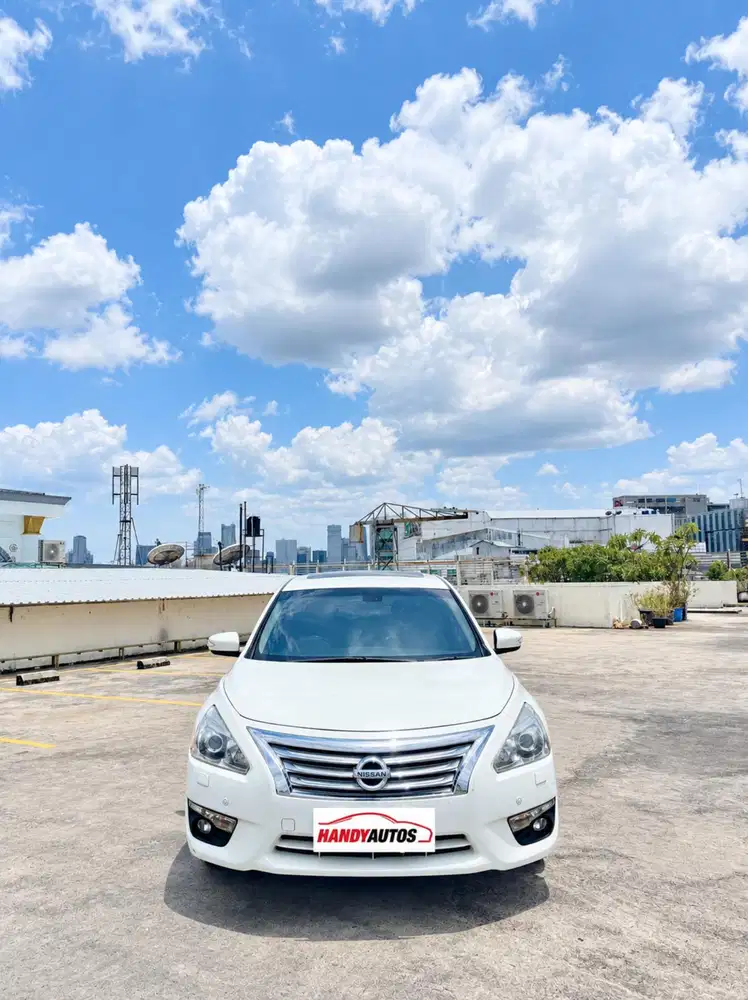 Nissan Teana XV Tahun 2014 Automatic Putih Metalik