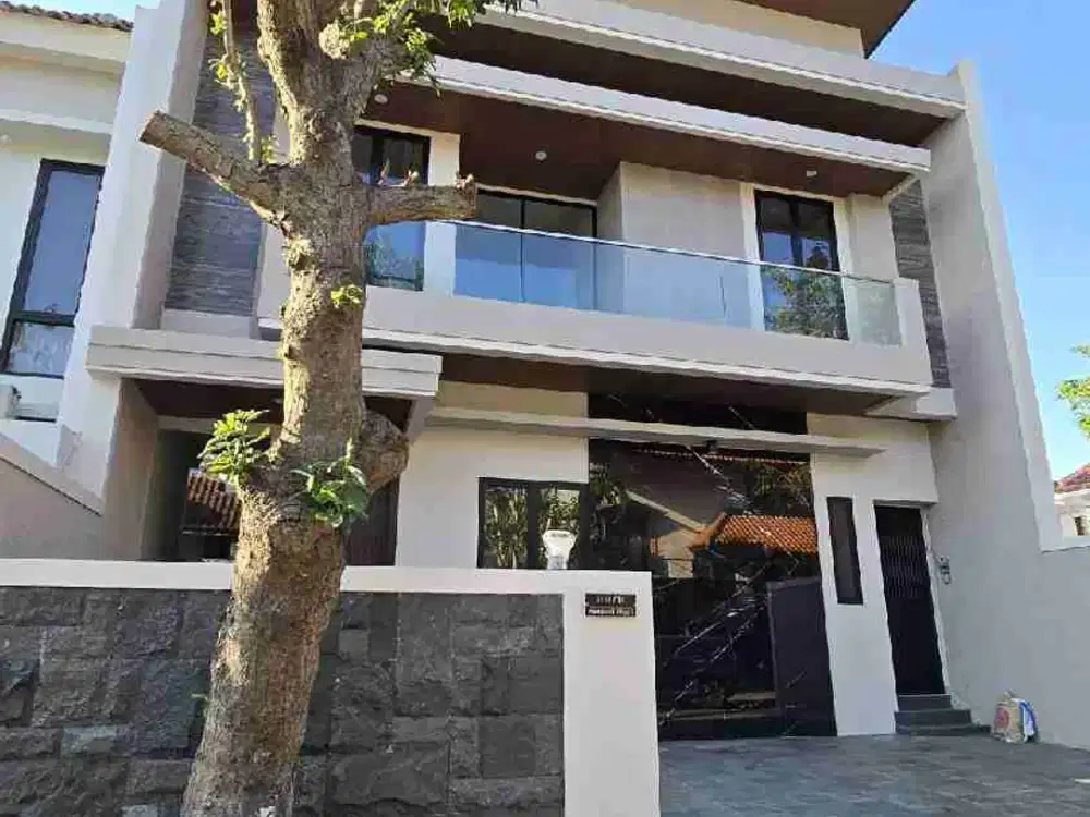 dijual rumah baru di international village Citraland Surabaya barat
