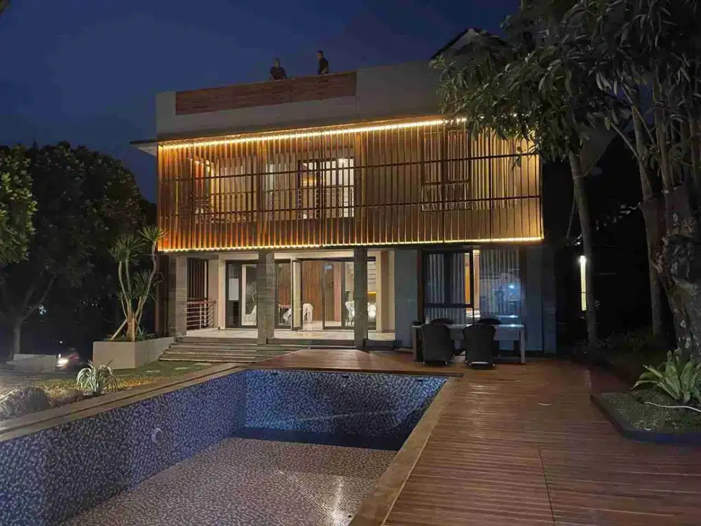 DIJUAL RUMAH LUX DI KOMPLEK DAGO RESORT DEKAT CIGADUNG