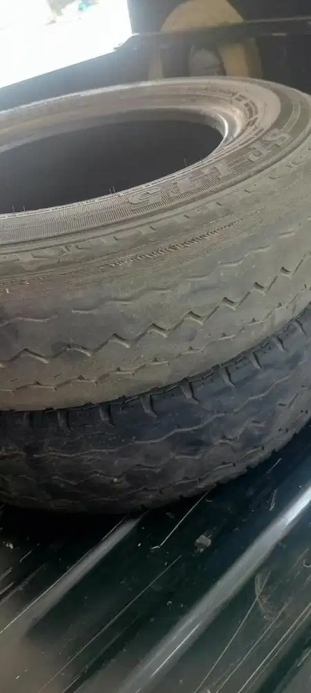 Jual 4 pcs ban bekas dunlop 2023