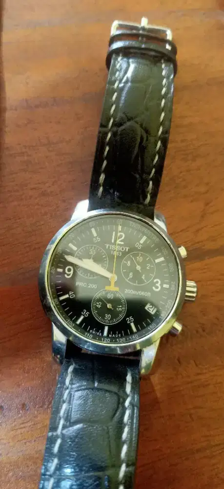 Jam tangan Tissot Prc 200 chronograph quartz