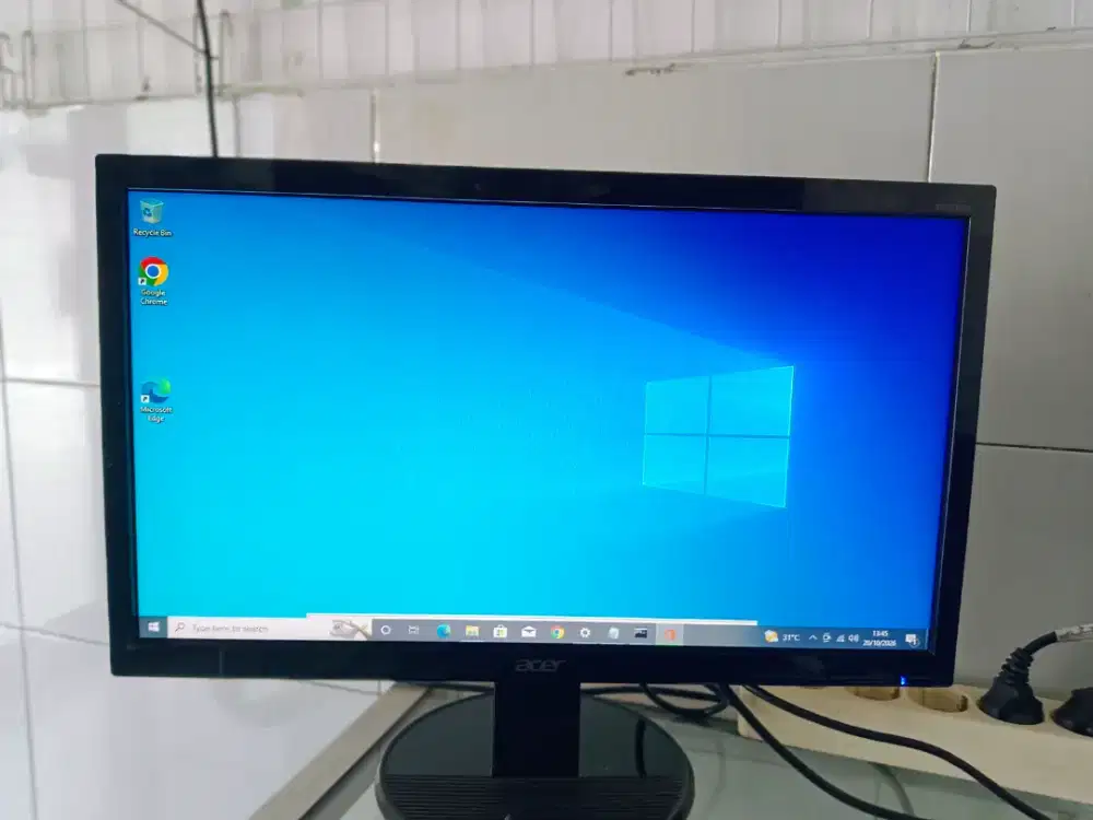 Monitor Led Acer 20 inch seken normal layar mulus no minus