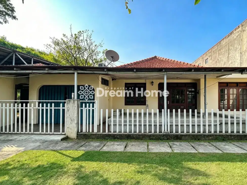 RUMAH STRATEGIS DI KOMPLEK KEHAKIMAN, TANGERANG