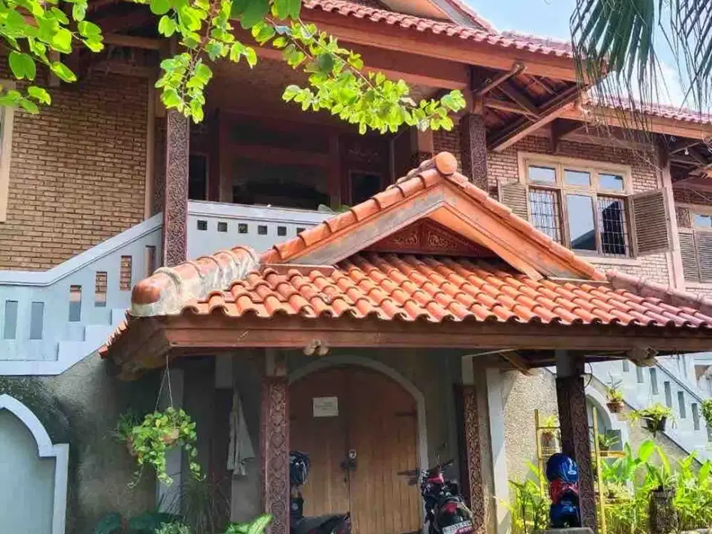 Rumah 2 Lantai 14 Menit ke Cinere Bellevue Mall Dibantu KPR J-58769