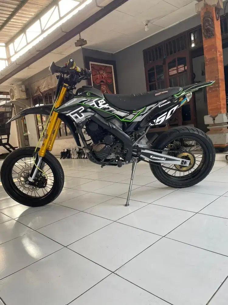 D tracker sm 2012  bintang dewata motor