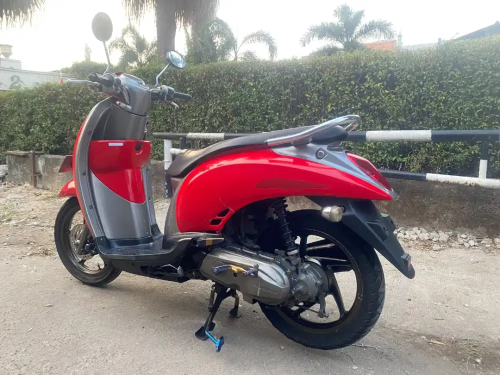 Yamaha Scoopy 2012 cakep
