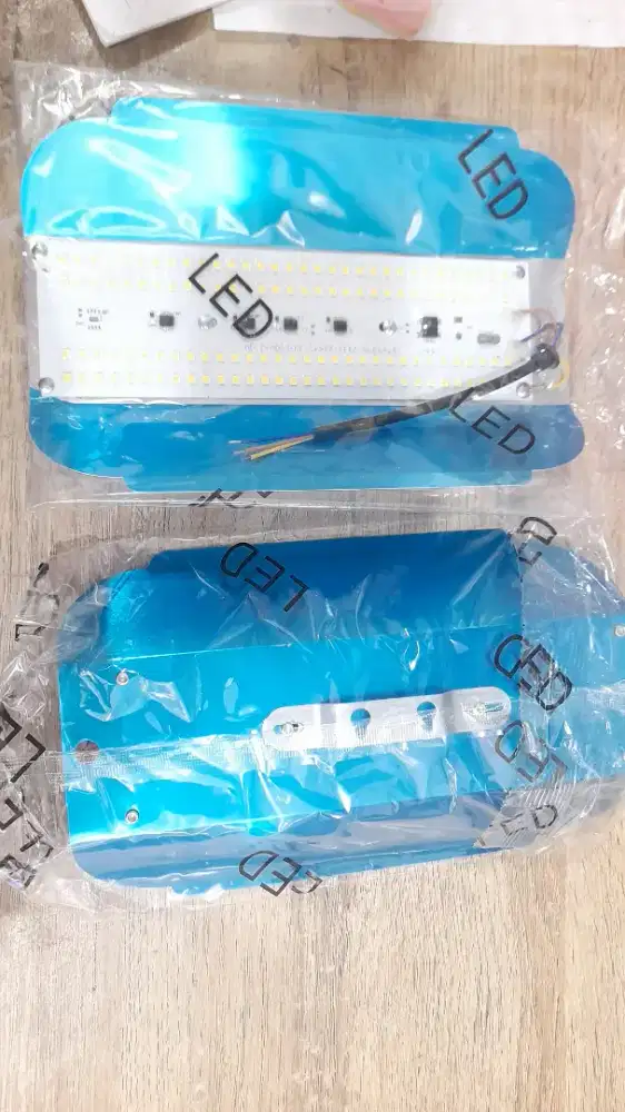 Lampu  Pju Aplus 100watt