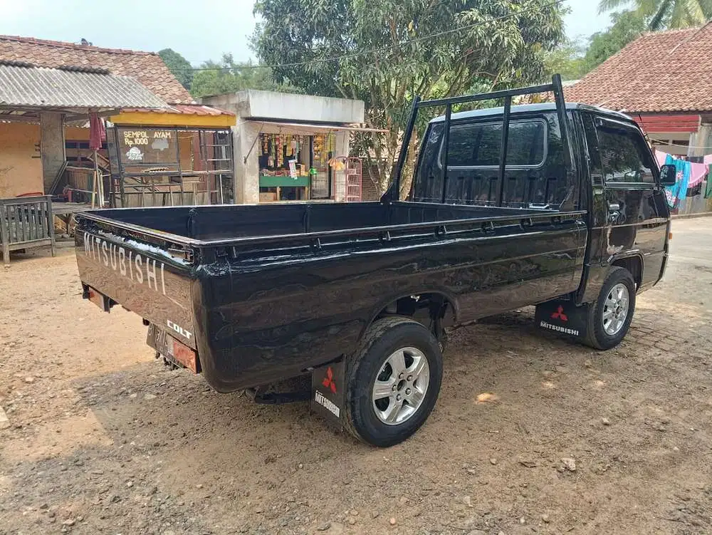 Mitsubishi Colt L300 2015 Diesel