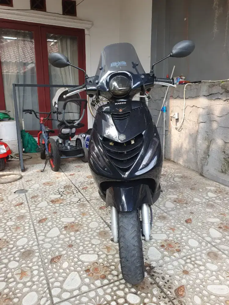 Piaggio Zip 100cc Tahun 2011