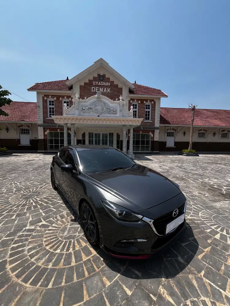 Mazda 3 Hatchback Skyactvic 2019