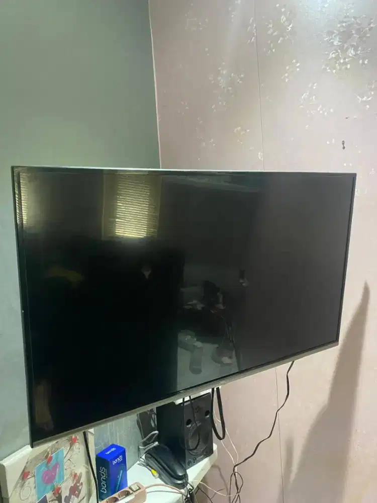 Dijual LED TV merek TCL 43, Smart tv android tv 4K UHD