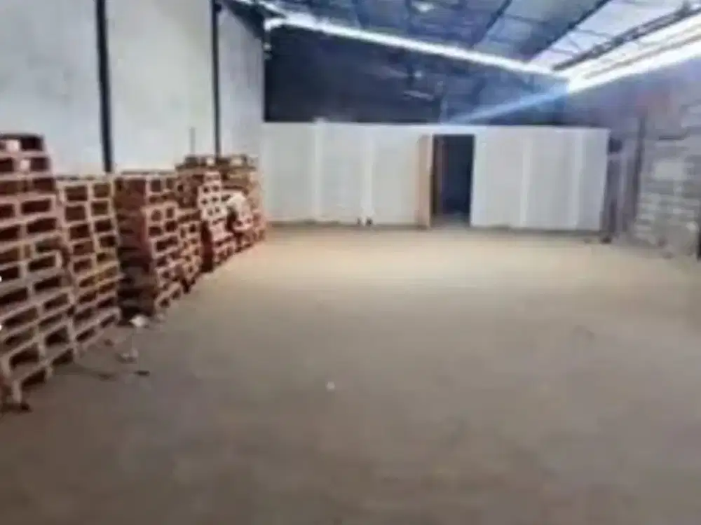 DISEWAKAN GUDANG LUAS 900 M2 DI BANTAR GEBANG BEKASI Sewa Gudang BANTAR GEBANG - Bekasi