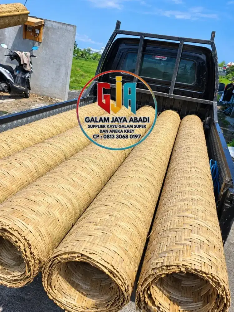 ANYAMAN BAMBU KULIT