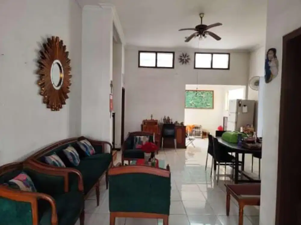 Rumah di Puri Anjasmoro Kondisi Baru Menghadap Selatan