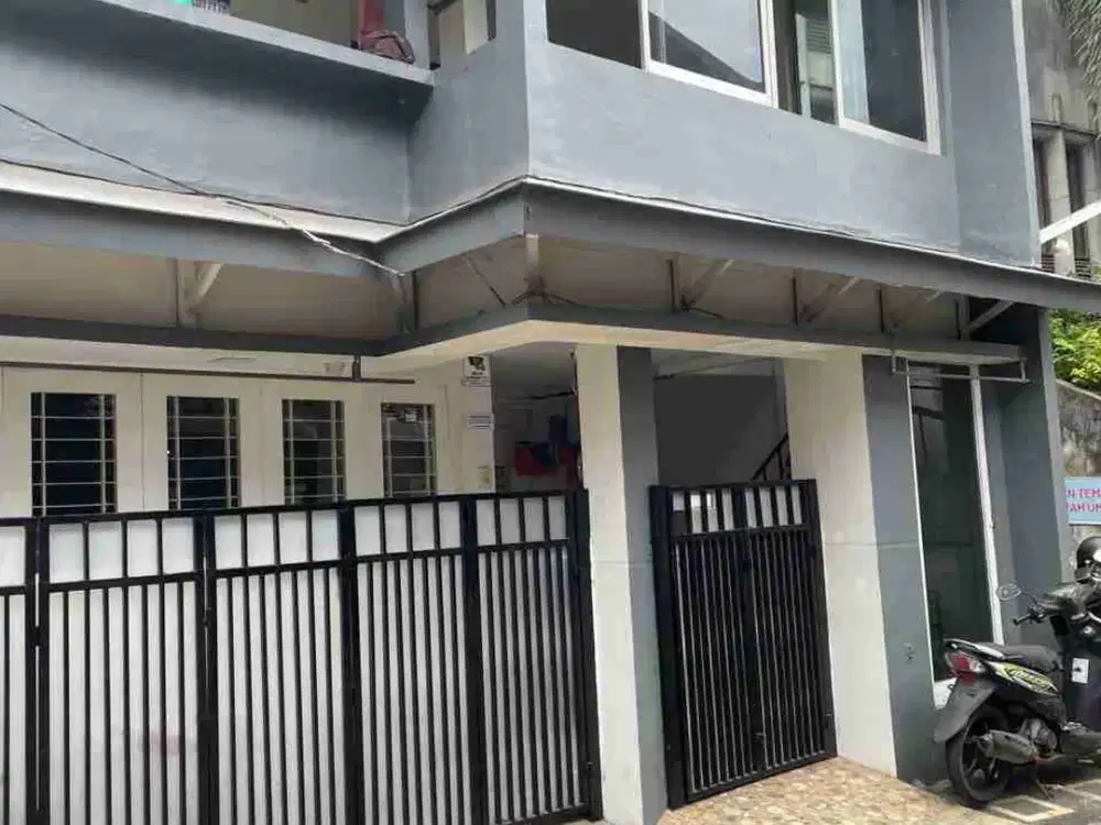 DIJUAL RUMAH + KOS DI DALAM KOMPLEK KEJAKSAAN AGUNG PASAR MINGGU