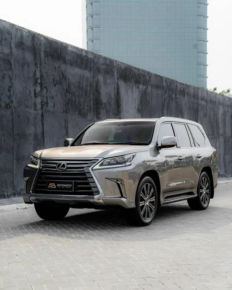 Lexus LX 570 Luxury 4x4 AT Facelift 2018