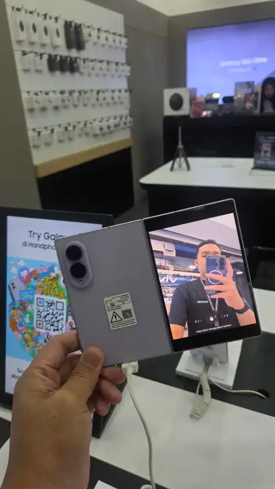 Samsung galaxy Zfold8 12/256 bisa cicilan dan tukar tambah