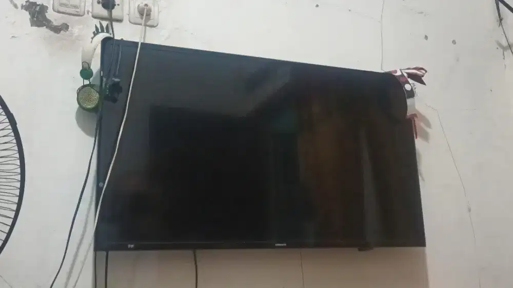 TV led polytron 42 inch digital seken