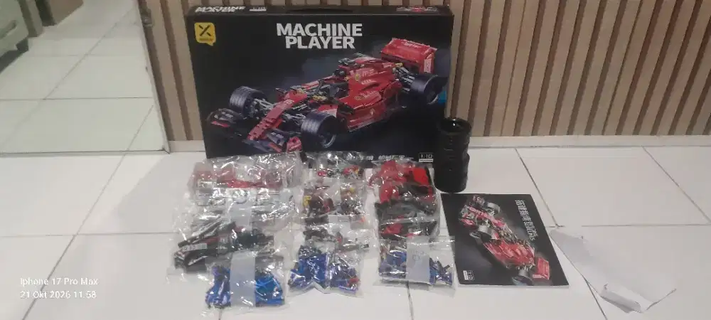 Machine player F1 Miniatur (lego) 67110 skala 1:10 New