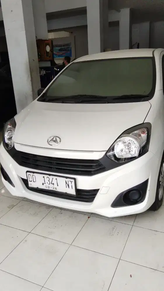 Jual Ayla mobil keluarga