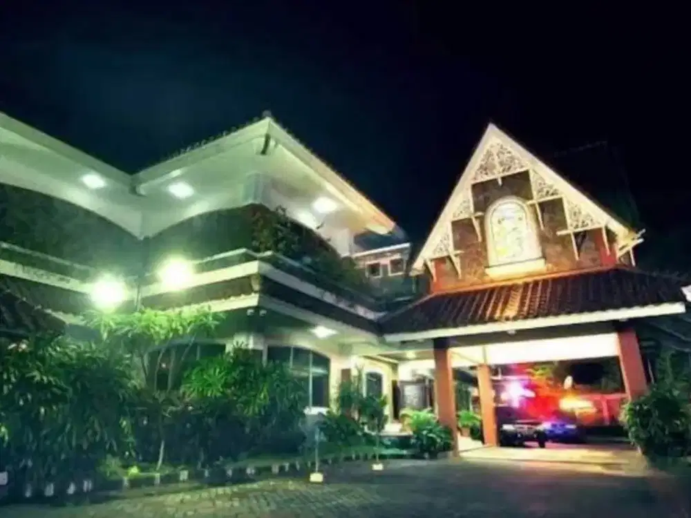 Dijual Hotel bintang tiga di Semarang