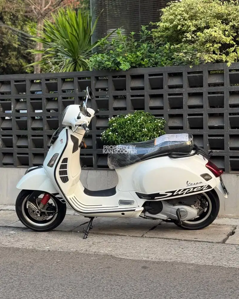 VESPA GTS 150 3V 2017 BERGARANSI