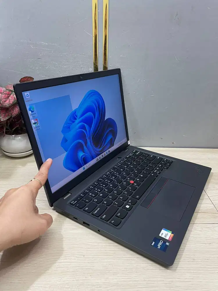 LAPTOP LENOVO L13 TOUCHSCREEN I7 GEN12 32/512 LAYAR 13 INCH *ET