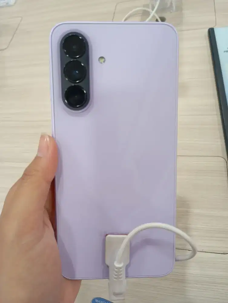 Samsung A37 8/256Gb